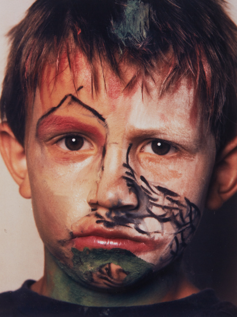 051art_Bee-Braxm_0965 | Werk aus  dem Jahr 1994   Nach einer Aktion im Ritterhausmuseum Offenburg. Kunstmaler Rainer Braxmaier und Modefotograf Wilfried Beege.