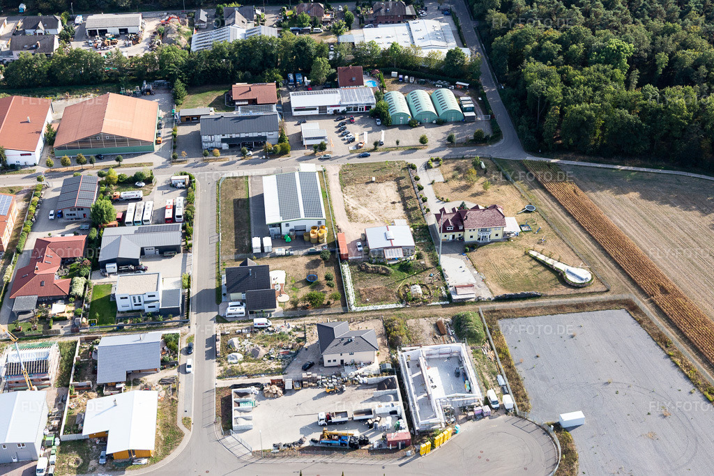 Luftbild: Gewerbegebiet Im Gereut von Norden in Hatzenbühl im Bundesland Rheinland-Pfalz in Deutschland. Foto: IMG_117403.jpg vom 06.09.2019 durch Werner Riehm/FLY-FOTO.de