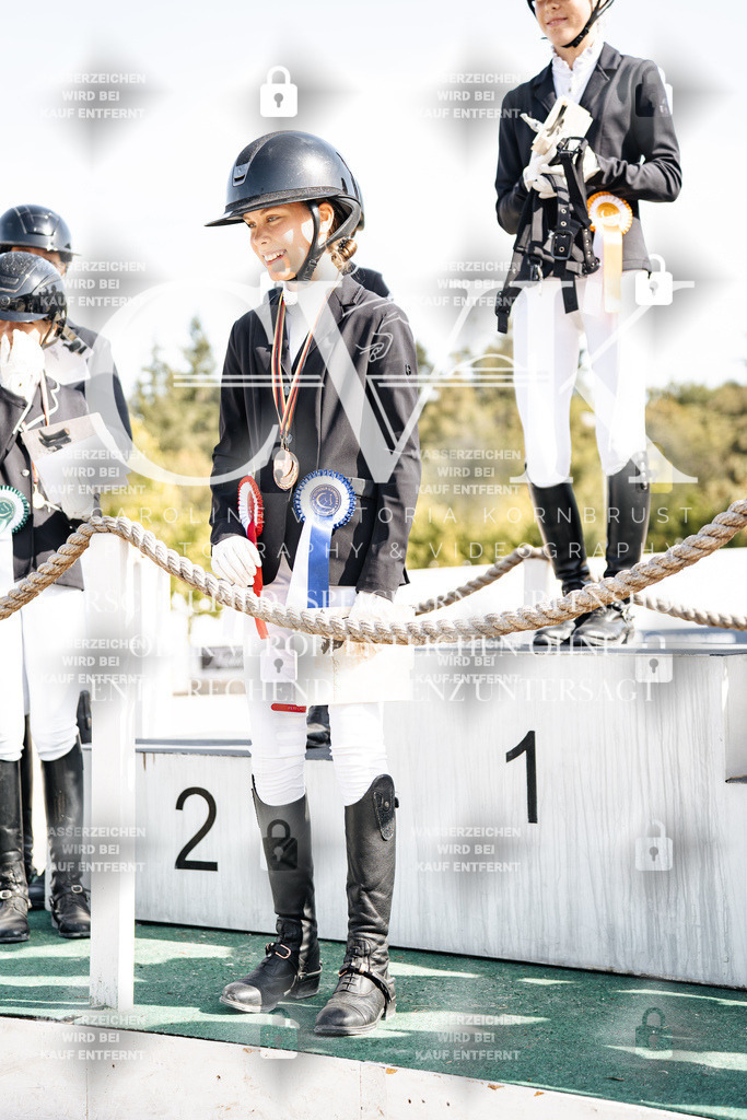 CK705037 | Turnierfotografie Pferdefotografie Trier Rheinland-Pfalz Pferdesport Reitsport Tierfotografie Sportfotografie Pferdevideo Pferdevideografie Equestrianvideography equestrianphotography  - Realisiert mit Pictrs.com