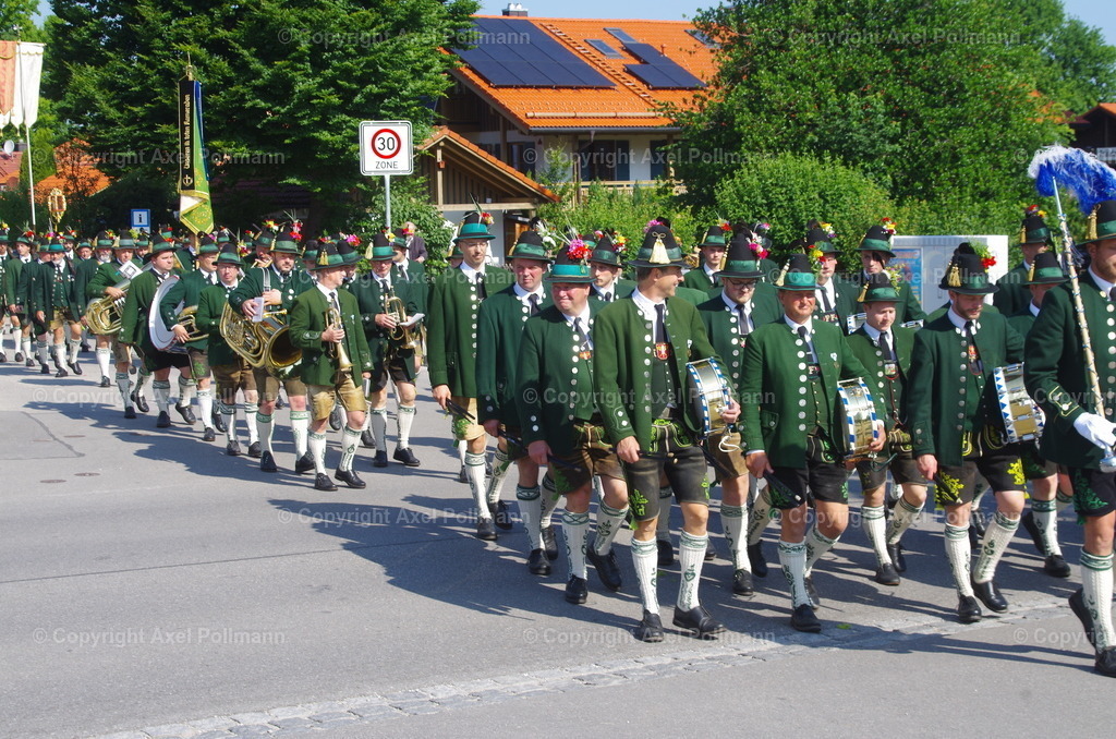 IMGP3224 | fotografiert von Axel PollmannLeonhardi Wallfahrt Benediktbeuern und Murnau, Fronleichnam, Fasching, Landschaft im Loisachtal und Benediktbeuern  - Realisiert mit Pictrs.com
