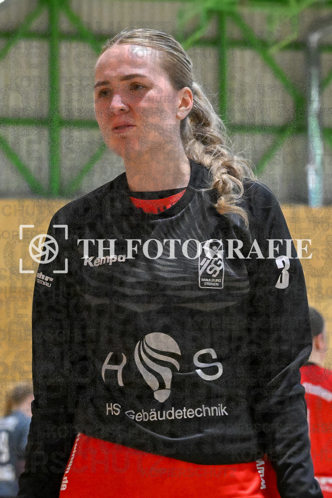 GER, SG Maulburg/Steinen - HB Kinzigtal, Frauen-Handball, Oberliga Suedbaden, 21. Spieltag, Saison 2024/2025, 06.04.2025 | Leonie Kiefer (SG Maulburg/Steinen, #03)GER, SG Maulburg/Steinen - HB Kinzigtal, Frauen-Handball, Oberliga Suedbaden, 21. Spieltag, Saison 2024/2025, 06.04.2025Foto: TH Fotografie/Thomas Hess