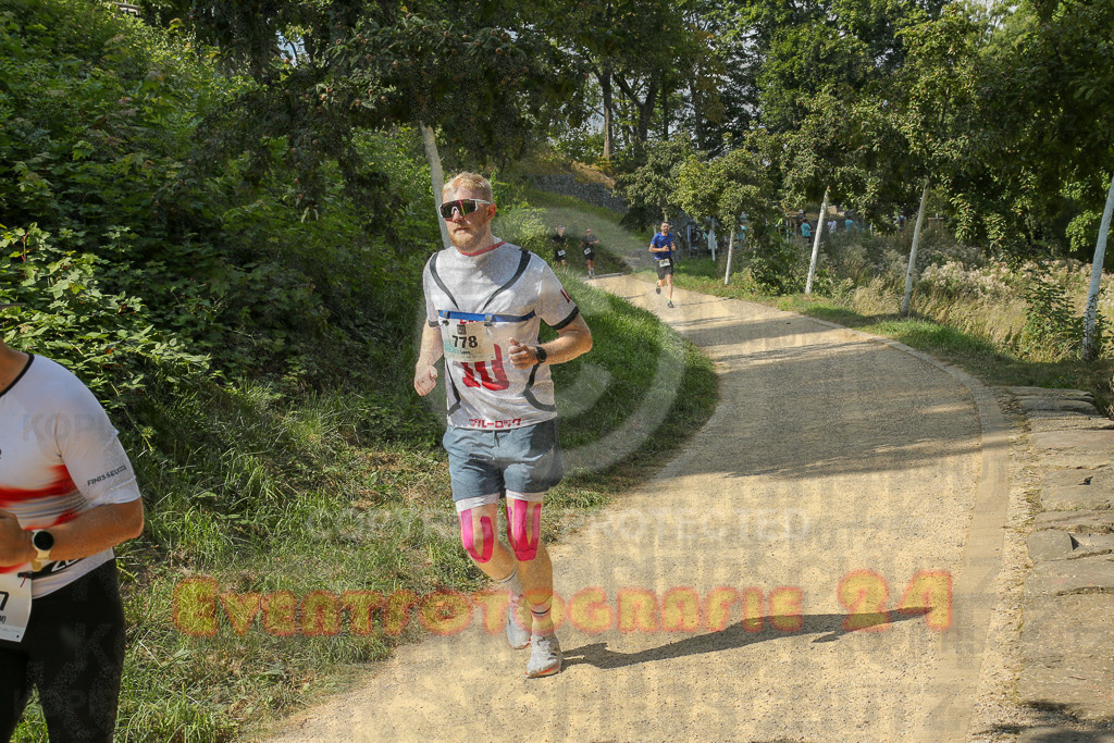 250824_1453_EX1_7912 | Sportfotografie im Rhein-Sieg Kreis, Köln, Bonn, NRW, Rheinland Pfalz, Hessen, etc. Unser Tätigkeitsfeld umfasst den Laufsport vom Volkslauf über den Marathon, Duathlon, Triathon bis zum Ultralauf wie Kölnpfad Ultra oder Schindertrail.