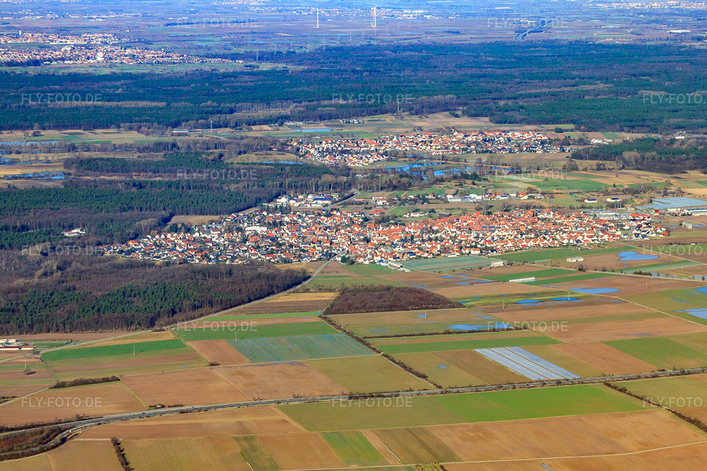 Luftbild: Ortsansicht von Süden in Harthausen im Bundesland Rheinland-Pfalz in Deutschland. Foto: IMG_36806.jpg vom 16.01.2011 durch Werner Riehm/FLY-FOTO.de