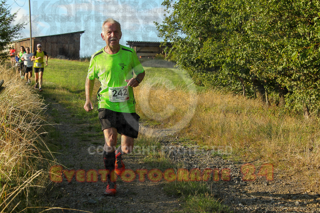 250801_1926_EV4_8698 | Sportfotografie im Rhein-Sieg Kreis, Köln, Bonn, NRW, Rheinland Pfalz, Hessen, etc. Unser Tätigkeitsfeld umfasst den Laufsport vom Volkslauf über den Marathon, Duathlon, Triathon bis zum Ultralauf wie Kölnpfad Ultra oder Schindertrail.
