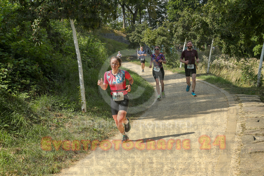 250824_1449_EX1_7685 | Sportfotografie im Rhein-Sieg Kreis, Köln, Bonn, NRW, Rheinland Pfalz, Hessen, etc. Unser Tätigkeitsfeld umfasst den Laufsport vom Volkslauf über den Marathon, Duathlon, Triathon bis zum Ultralauf wie Kölnpfad Ultra oder Schindertrail.