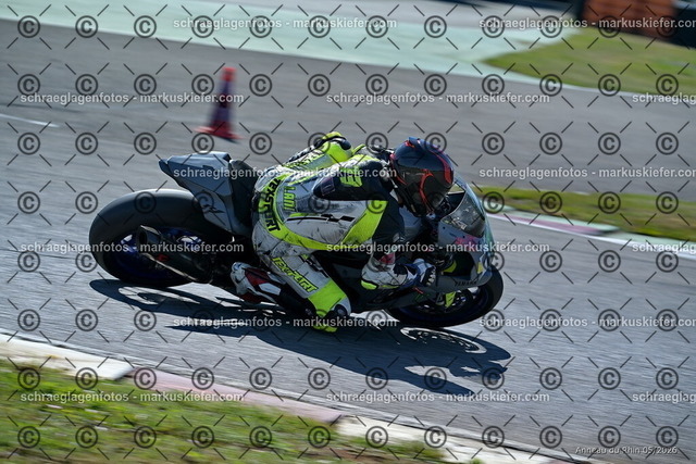 26BT01-0075 | 173 - Realisiert mit Pictrs.com