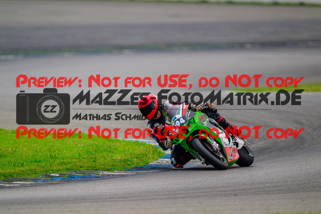 MaZZes_FotoMatrix_240521_6007705_3260 | WEISS