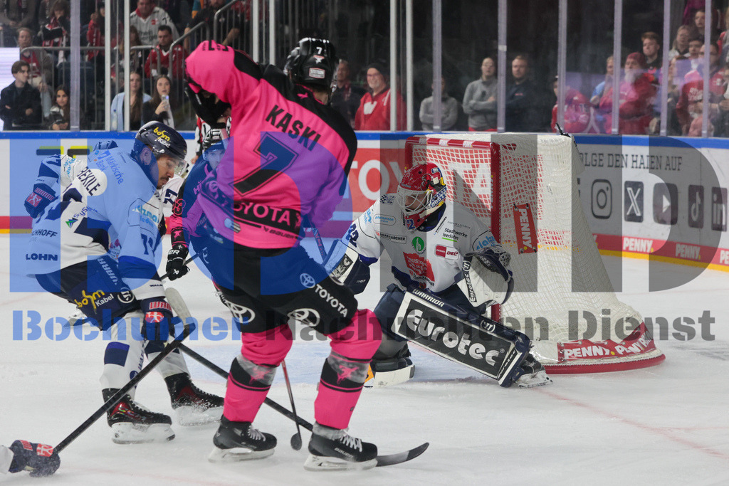 SES_KOLISE20251012-51 | bond - Realisiert mit Pictrs.com