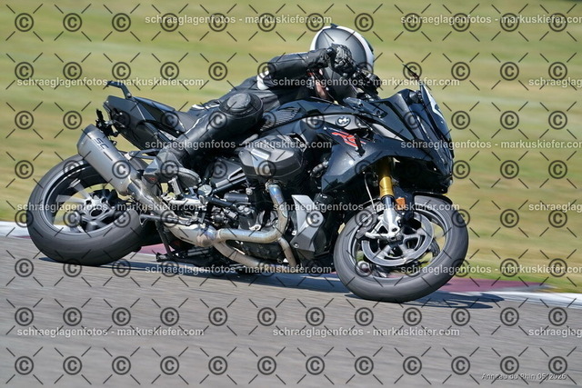 26BT02-0896 | markuskiefer.com - Realisiert mit Pictrs.com