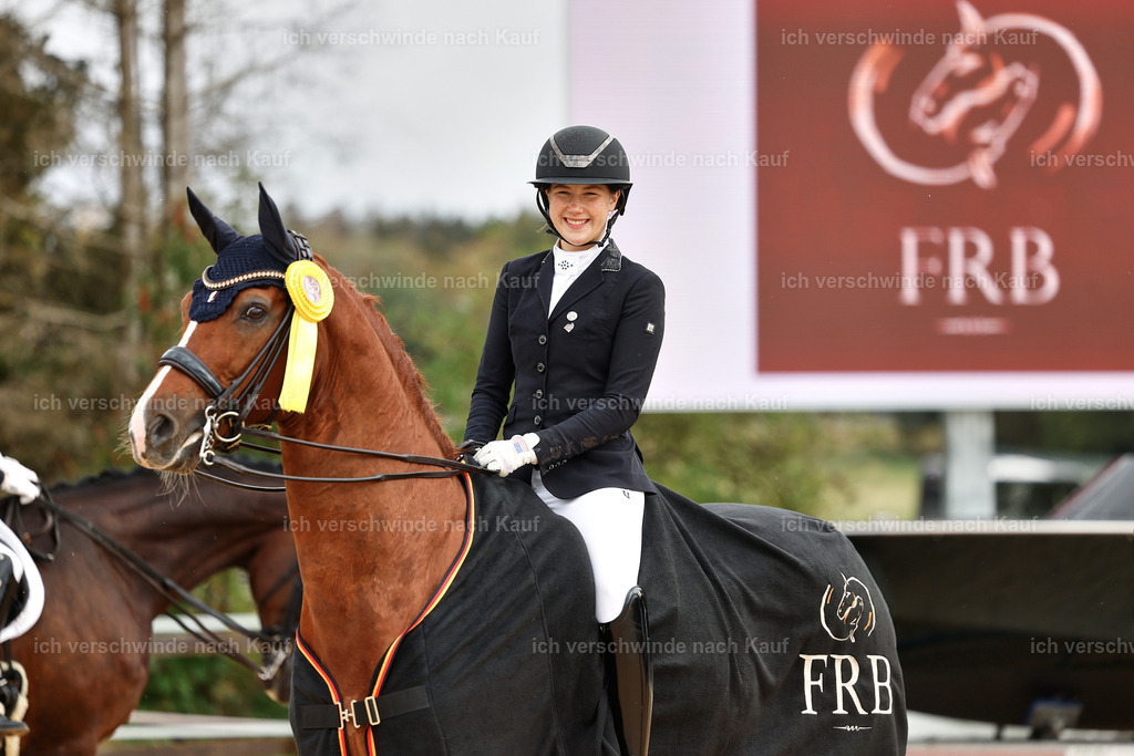 05-Siegerehrung-DRESSUR M_  -StoibPH-4874 | working equitationturnier fotograf videograf stoibphotography marixx film working equitation deutschland reitsport turnierfotografie eventfotografie equestrian events