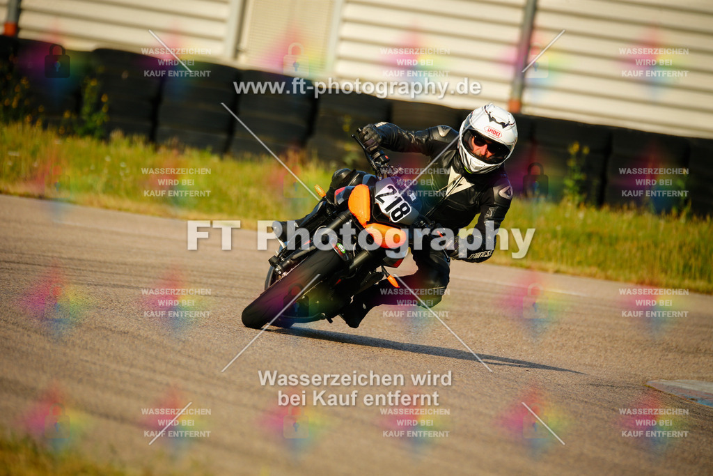 _MOT5348 | Hier findet Ihr Bilder von Touristenfahrten auf der Nürburgring Nordschleife oder von anderen Veranstaltungen die ich besucht habe. Viel Spass beim Durch Schauen 