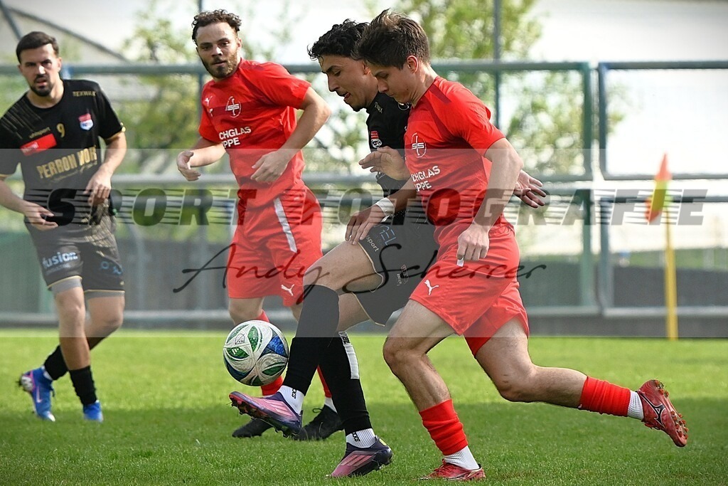 aaaaDSC_8588 | Kaufen Sie Sportbilder im Onlineshop von Andy Scherrer Sportfotografie. Faszinierende Bilder von Sportevents aus der ganzen Schweiz. Fussball, Frauenfussball, Unihockey, Handball, Schwingen und weiteren Sportarten. - Realisiert mit Pictrs.com