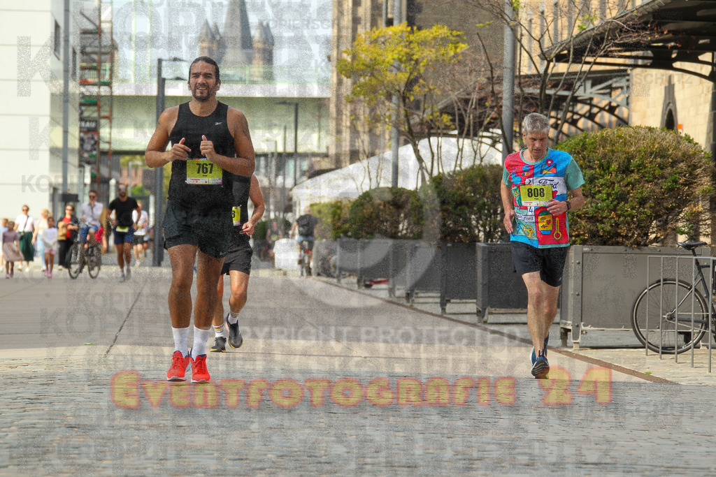 250920_1525_EV4_8737 | Sportfotografie im Rhein-Sieg Kreis, Köln, Bonn, NRW, Rheinland Pfalz, Hessen, etc. Unser Tätigkeitsfeld umfasst den Laufsport vom Volkslauf über den Marathon, Duathlon, Triathon bis zum Ultralauf wie Kölnpfad Ultra oder Schindertrail.