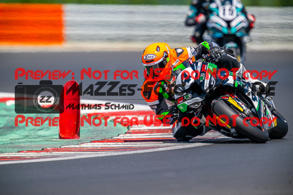 MaZZes_FotoMatrix_220626_0802 | IDM1000