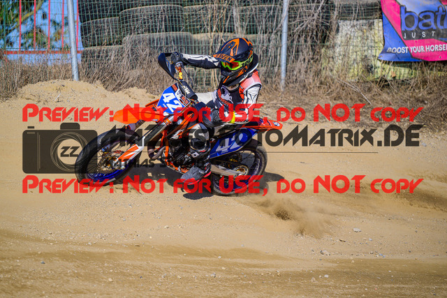 MaZZes_Fotomatrix_20241005_6021986_5931 | JUNIOR