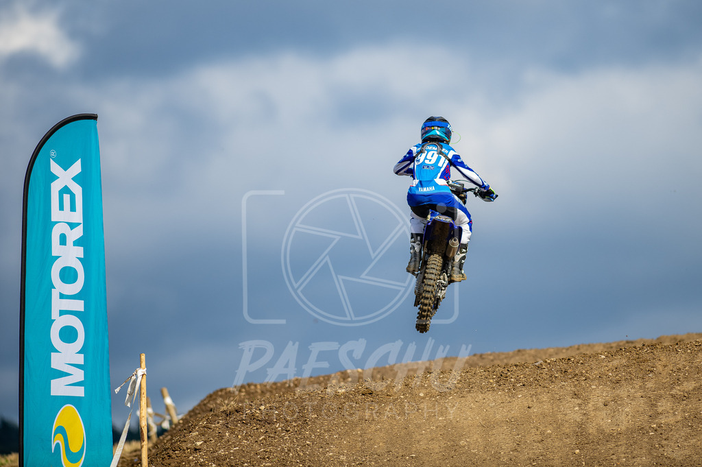 Lady (17) | Paeschuphoto Shop - Wer nicht sucht der auch nicht findet.Ob Motocrossbilder oder von einem besuchtem Spiel, Hauptsache Action. - Realisiert mit Pictrs.com
