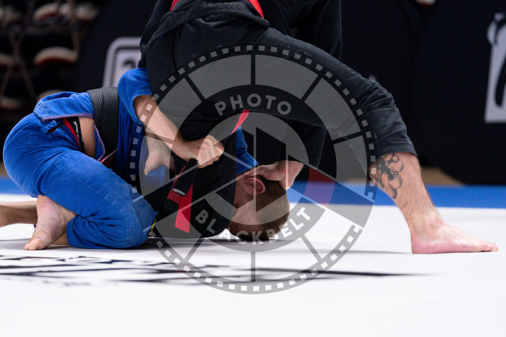 20241013PBB4444 | Athletes compete during the AJP Tour Europe Continental Jiu-Jitsu Amateurs & Masters Championship on October 13, 2024 in Almere near Amsterdam, Netherlands. © Chiara Dazi / photoblackbelt