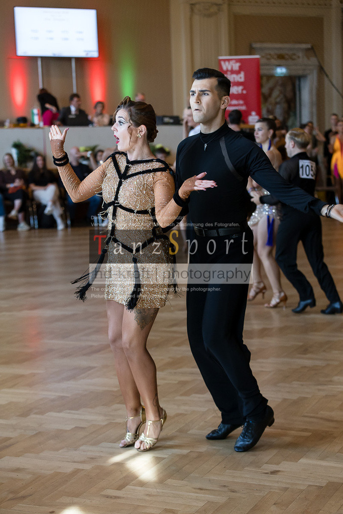 IMG_2822 | Tanzsportbilder, Standardtanz, Lateintanz, WDSF, DTV, LTVB, dancecomp, goc, hessen tanzt, blaues band der spree, walzer, tango, wiener walzer, slowfox, quickstepp, samba, rumba, cha-cha-cha, paso doble. jive, hd-kroft photography, turniertanzsport