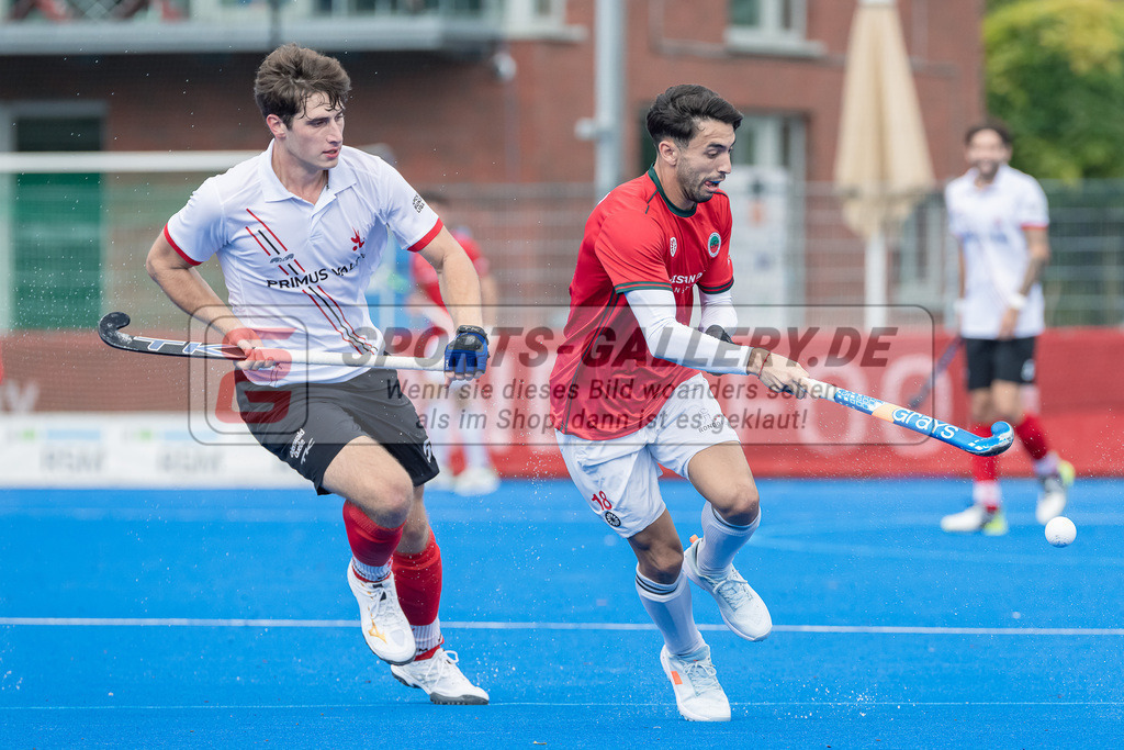 HK_20230923_104407 | 1. Bundesliga Herren Crefelder HTC - TSV Mannheim am 23.9.2023 CHTC, Krefeld , Jakob Brilla ( TSV Mannheim #50 ) , Martin Ignacio Ferreiro ( Crefelder HTC #18 )