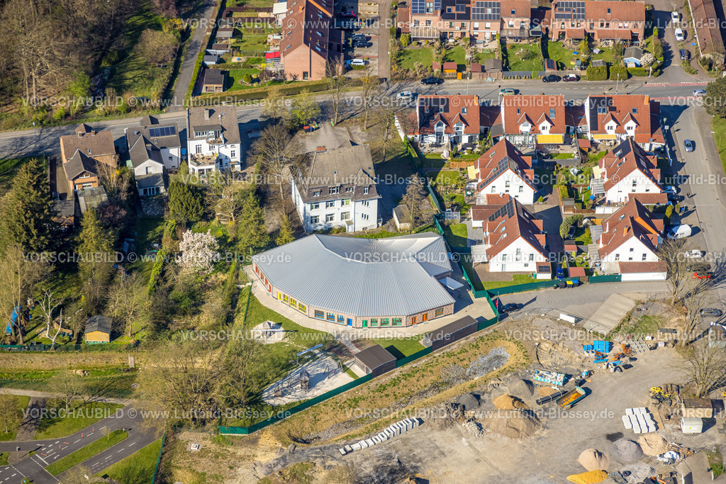Luenen250403718 | Luftbild, halbrunde Johanniter-Kindertageseinrichtung Kita Dammwiese, Lünen-Süd, Lünen, Ruhrgebiet, Nordrhein-Westfalen, Deutschland