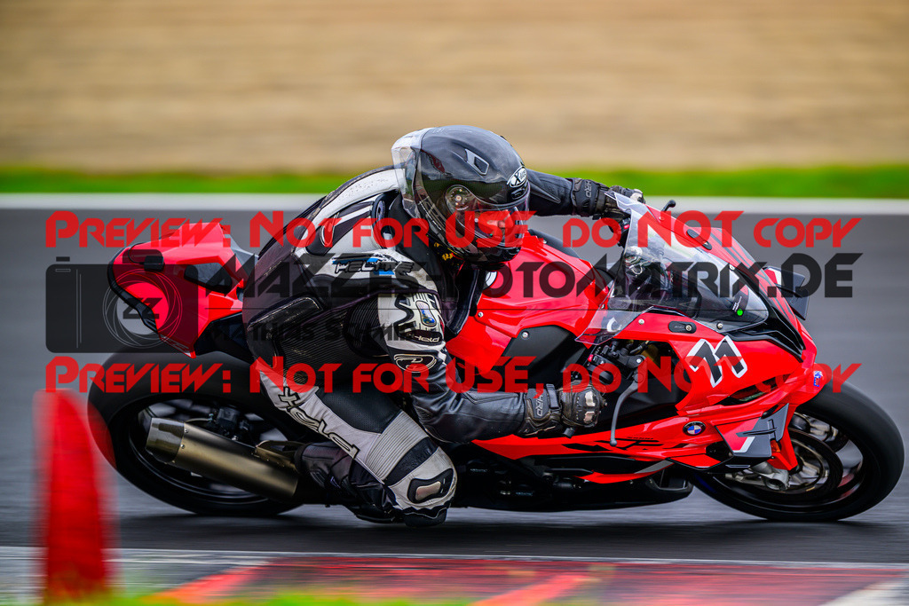 MaZZes_Fotomatrix_20250912_6007705_1288 | ROT