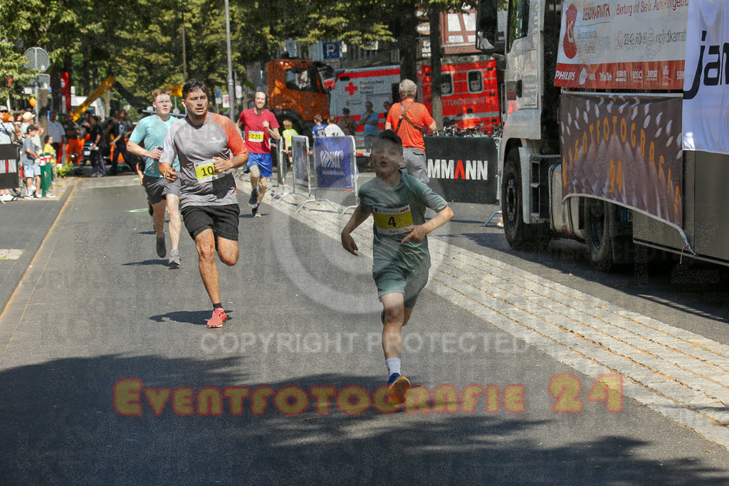 250621_1042_EX1_2190 | Sportfotografie im Rhein-Sieg Kreis, Köln, Bonn, NRW, Rheinland Pfalz, Hessen, etc. Unser Tätigkeitsfeld umfasst den Laufsport vom Volkslauf über den Marathon, Duathlon, Triathon bis zum Ultralauf wie Kölnpfad Ultra oder Schindertrail.