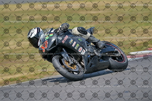 25bt04-1811 | markuskiefer.com - Realisiert mit Pictrs.com