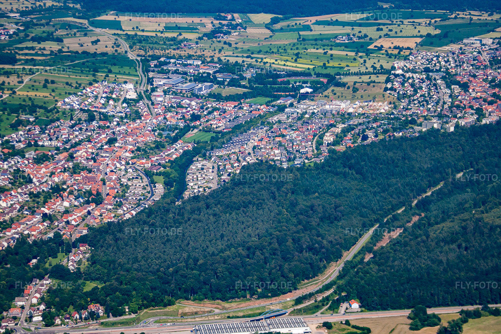 Luftbild: Ortsansicht von Westen im Ortsteil Busenbach in Waldbronn im Bundesland Baden-Württemberg in Deutschland. Foto: IMG_42067.jpg vom 27.06.2011 durch Werner Riehm/FLY-FOTO.de