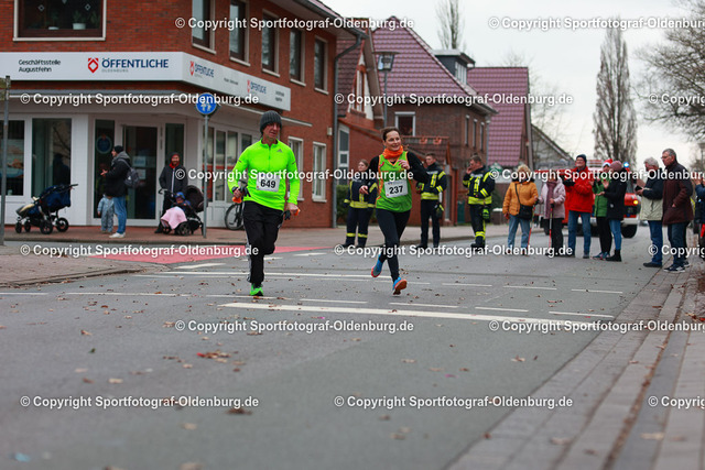 AMLA3089 | Bildershop "Sportfotograf-Oldenburg" mit Fotos von Sportevents in Oldenburg und Umzu. - Realisiert mit Pictrs.com