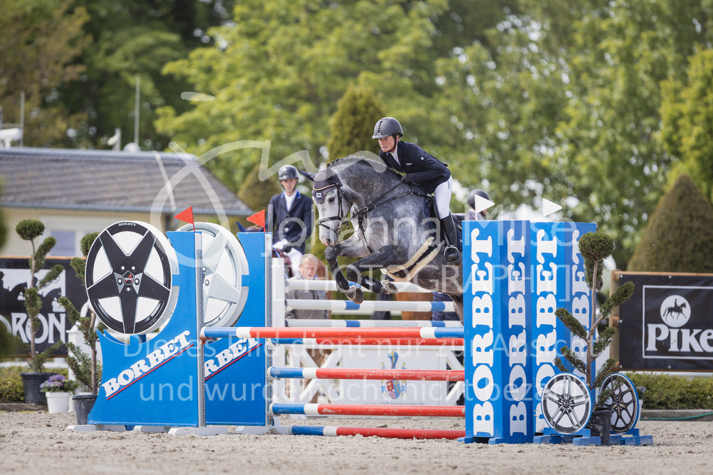 230518_MayDays_SprPf-A2-283 | Deine schönsten Turniermomente als professionelle Fotos! Entdecke hochwertige Pferdesport-Fotografie im Online-Shop. Jetzt Fotos finden & bestellen!