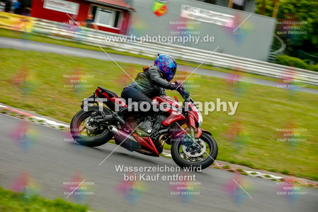 VBK-5050 | Hier findet Ihr Bilder von Touristenfahrten auf der Nürburgring Nordschleife oder von anderen Veranstaltungen die ich besucht habe. Viel Spass beim Durch Schauen 