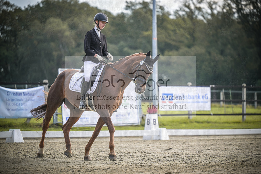 DOS_B105 | Entdecke hochwertige Reitturnierfotos von Foto Oger. Professionell, emotional und authentisch – jetzt Lieblingsmomente im Shop bestellen.Deutschlandweite Turnierfotografie. - Realisiert mit Pictrs.com