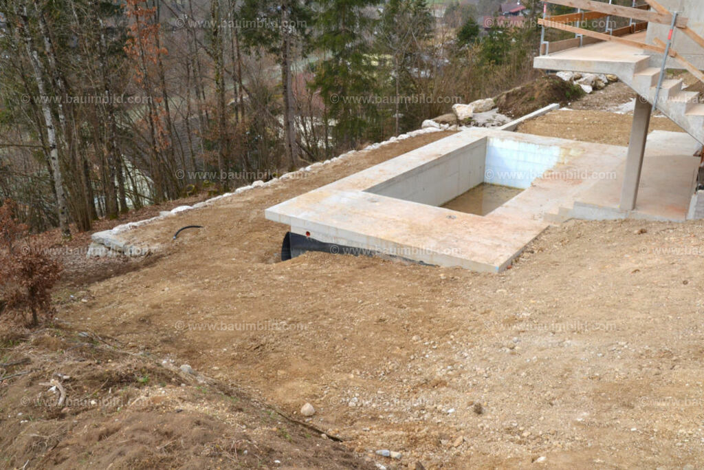 bib-lg25-aussenanlagen-0020 | Nach LV-Leistungsgruppen sortierte Detailfotos über den Bau eines Hauses. Alle Hausbau-Bilder direkt vom Urheber und Autor der Website Haus-Selber-Bauen.com