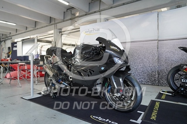 2024_08_30_PBK_16176 | Sportfotografie; SlowMotion; Video; Rennstrecke; Hafeneger; Speer; Racing; RSE; BMW; CBO; Trackday; Motorsportarena; Hockenheimring; Brno; Most; Barcelona; Valencia