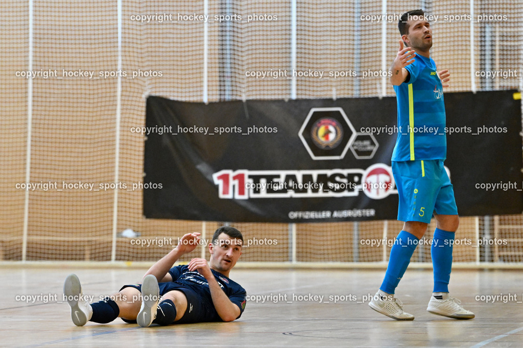 LPSV-Kärnten vs. FUTSAL versli.at Klagenfurt | #14 Enis Musanovic LPSV-Kärnten, #5 Rok Rednak versli.at Klagenfurt, LPSV-Kärnten vs. FUTSAL versli.at Klagenfurt, LPSV-Kärnten vs. FUTSAL versli.at Klagenfurt am 01.02.2026 in Villach (Ballspielhalle St. Martin), Austria, (Photo by Bernd Stefan)