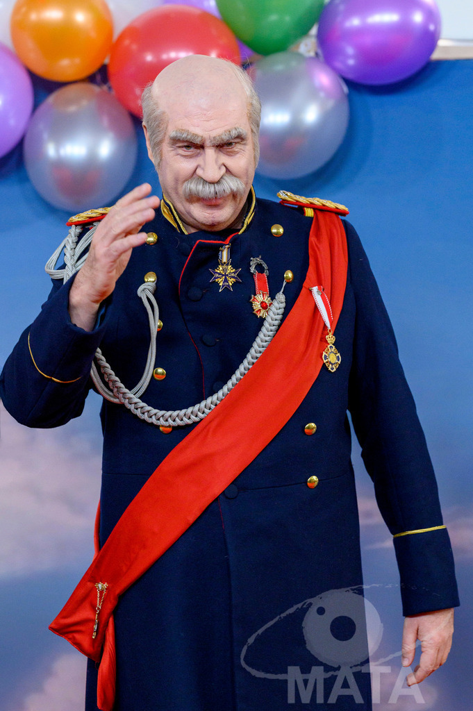 _DWA1655 | Ministerpräsident Markus Söder als Otto von Bismarck bei der TV-Sendung Fastnacht in Franken 2024. Veitshöchheim, 02.02.2024 Bayern Deutschland - Realized with Pictrs.com