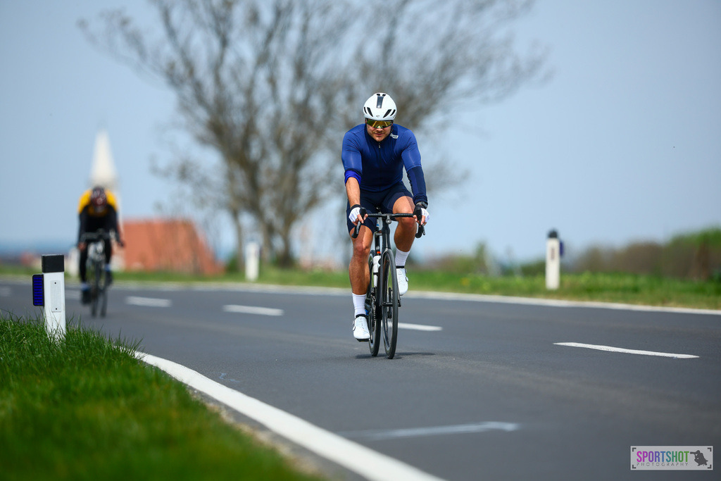 674_TRA56822 | Neusiedlersee Radmarathon 2026@sportshot_your_pictrs #yourpictures#roadtowm2029 #nrm #neusiedlerseeradmarathon #neusiedlersee #neusiedlerseetourismus #burgenland #mörbisch #nrm26 #burgenlandtourismus #voglundco #poweredbyburgenlandtourismus #radsport #rad #marathon #ucigranfondo #visitburgenland #ucigranfondoworldseries