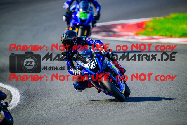 MaZZes_FotoMatrix_240601_6007705_2574 | R7