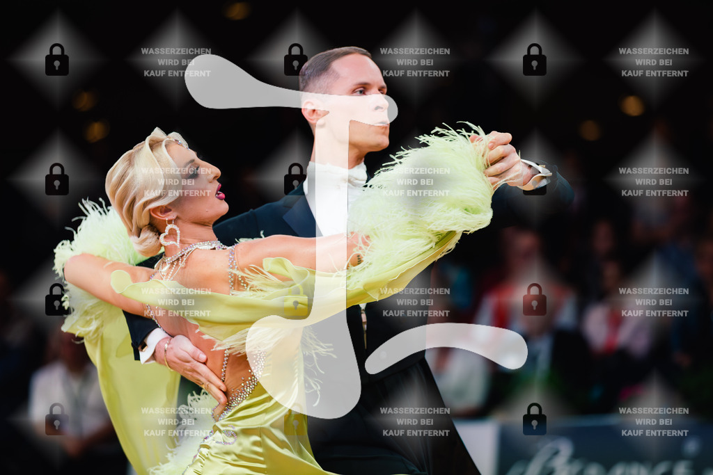 GOC 2025 - WDSF PD Super Grand Prix Standard 4th (33) Dusan Grula _ Giada Cragnolini (Slovakia)-2025-08-21-2045 | Webshop for digital downloads and prints of dance sport, event & show photographer Julian Link - Realisiert mit Pictrs.com
