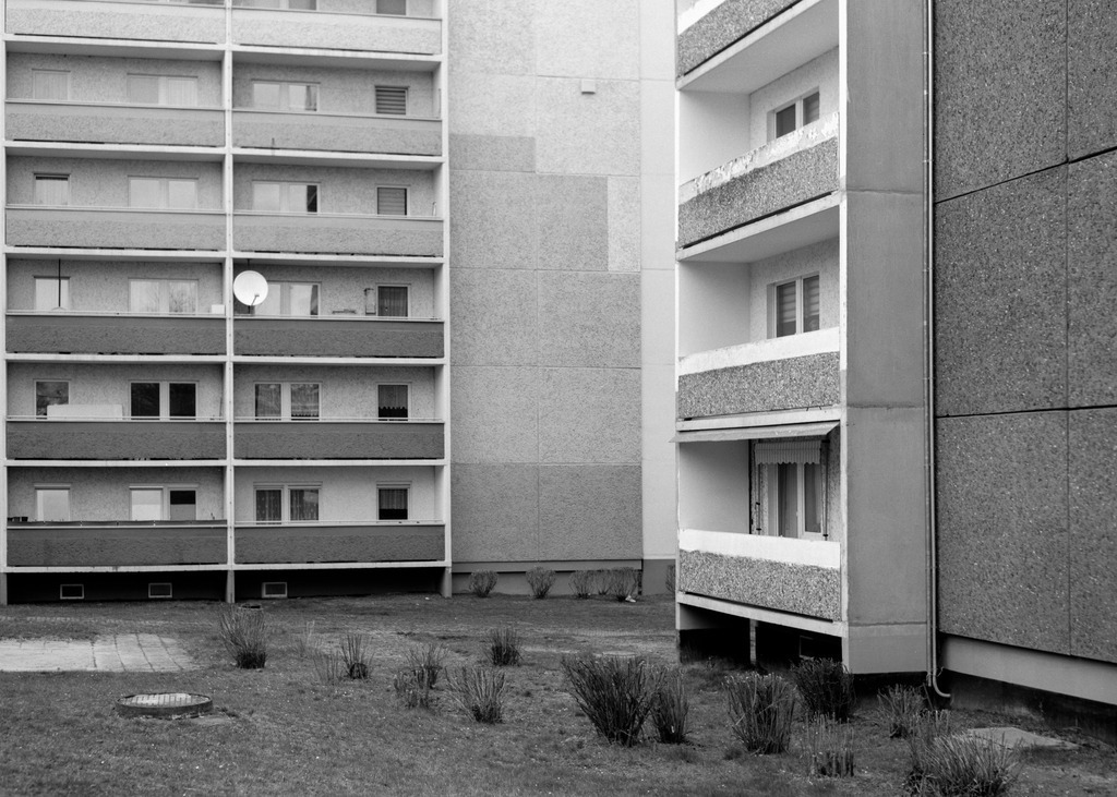 Gera-Lusan | Grünfläche - Realisiert mit Pictrs.com