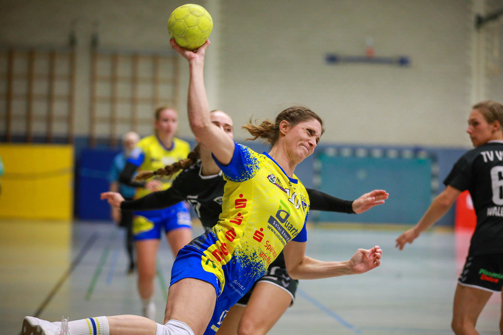 SVN_TvVoerde_021124_093 | Bildergalerie von Sport-Ereignissen aber auch von weiteren spannenden Dingen - nicht nur vom Niederrhein. In Anlehnung an den bekannten Spruch von Hanns Dieter Hüsch heißt das Motto: "Niederrhein ist überall".  - Realisiert mit Pictrs.com