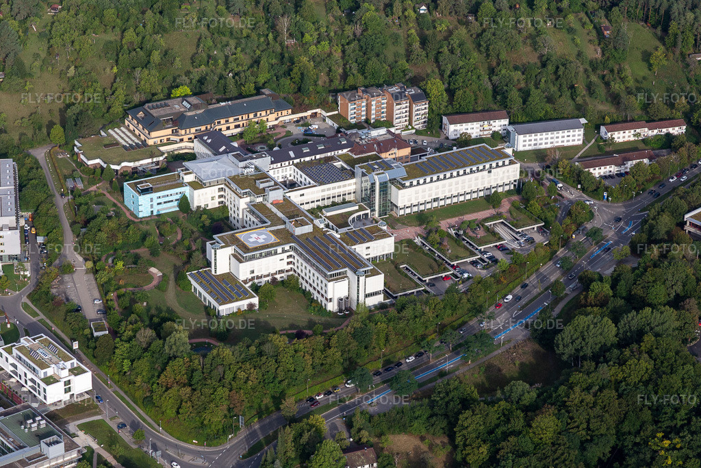 Luftbild: BG Unfallklinik Tübingen in Tübingen im Bundesland Baden-Württemberg in Deutschland. – Foto: IMG_008520.jpg vom 27.08.2020 durch Werner Riehm/FLY-FOTO.de – Auflösung des Originals: 5472 x 3648 px – YouTube