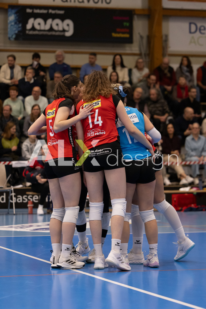 Volleyball I Frauen I Saison 2025-2026 I Volleyball NLA | Women I 1/4 Finals I VC Kanti Schaffhausen - BIWI Volleyball Franches-Montagnes I 21.02.2026 | VC Kanti Schaffhausen - Spielerkreis - Realisiert mit Pictrs.com