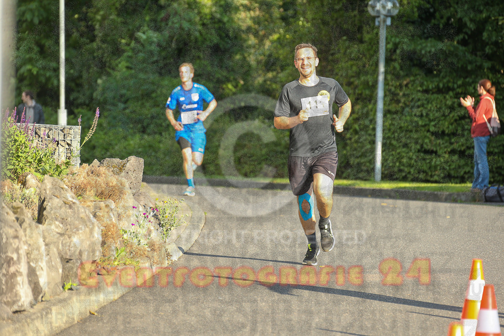 250801_1914_EX1_7389 | Sportfotografie im Rhein-Sieg Kreis, Köln, Bonn, NRW, Rheinland Pfalz, Hessen, etc. Unser Tätigkeitsfeld umfasst den Laufsport vom Volkslauf über den Marathon, Duathlon, Triathon bis zum Ultralauf wie Kölnpfad Ultra oder Schindertrail.