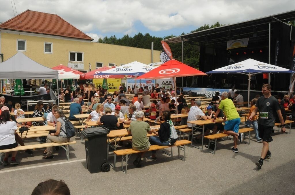 DSC_8227 | Sport-,  Presse- und Eventbegleitung!
Contact me !
