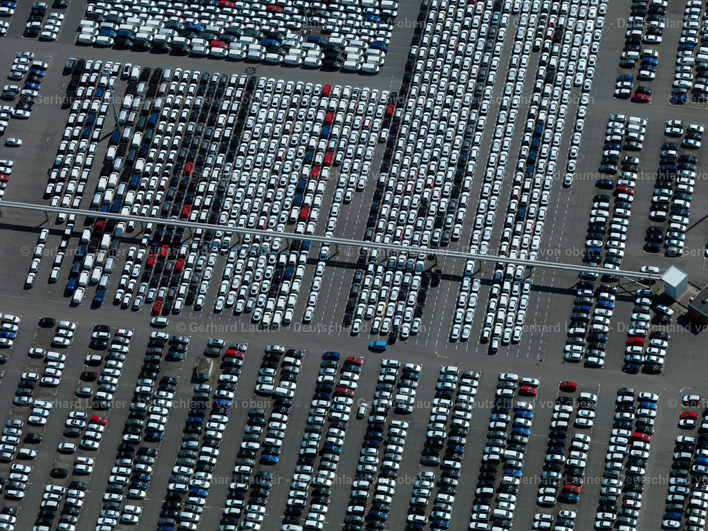 2806698 | VW Auslieferungslager Hafen Emden