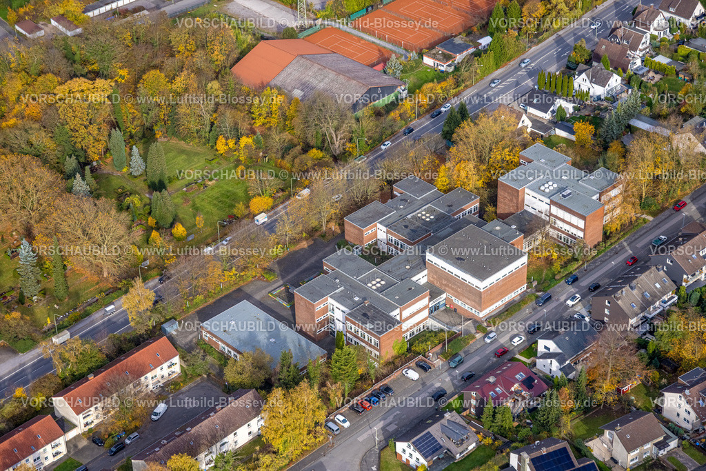 Hagen251101715 | Luftbild, Kaufmannsschule II - Berufskolleg der Stadt Hagen Berufsschule, herbstliche Bäume, Hohenlimburg, Hagen, Ruhrgebiet, Nordrhein-Westfalen, Deutschland