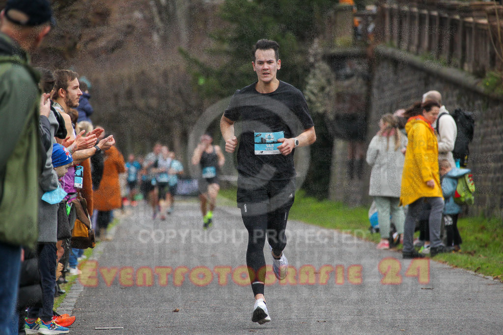 221231_1152_EV4_7846 | Sportfotografie im Rhein-Sieg Kreis, Köln, Bonn, NRW, Rheinland Pfalz, Hessen, etc. Unser Tätigkeitsfeld umfasst den Laufsport vom Volkslauf über den Marathon, Duathlon, Triathon bis zum Ultralauf wie Kölnpfad Ultra oder Schindertrail.