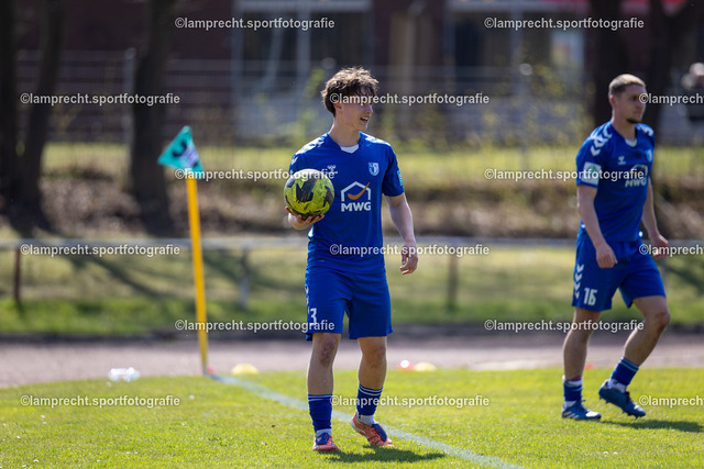 Fußball I Junioren I Saison 2025-2026 I DFB-Nachwuchsliga I 8. Spieltag I JFV Lübeck - 1. FC Magdeburg 128 | Henrik Jakob (3, 1. FC Magdeburg) - Realisiert mit Pictrs.com