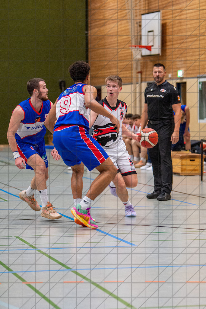 2. RL West | 05.10.2024 | Bad Essen vs. TSG Westerstede 2 | 2. RL West | 05.10.2024 | Bad Essen vs. TSG Westerstede 2 - - - - - CREDIT, www.bullenfotos.de, Martin König, Hörner Weg 40, D-49078 Osnabrück, +4917663732967, Nutzung und Weitergabe nur zu den vereinbarten Zwecken. Presseanfragen an Ersteller. Alle Rechte beim Ersteller. - - - - - - Realisiert mit Pictrs.com